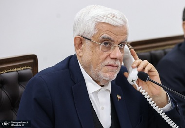 عارف: ترخیص سریع کالا و تأمین اقلام اساسی با قوت ادامه دارد