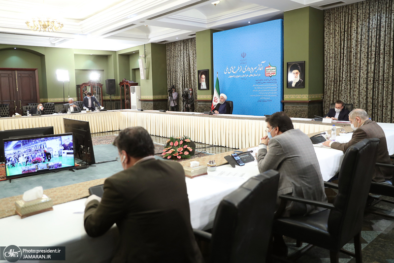 بهره برداری از طرح های ملی استان های اصفهان و خراسان رضوی با حضور رئیس جمهور