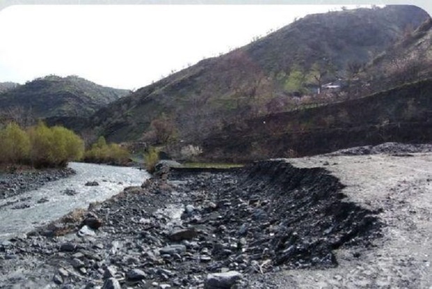 باران بخشی از جاده روستایی آلوت در بانه را تخریب کرد