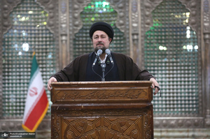 تجدید میثاق رئیس و جمعی از اعضای مجمع تشخیص مصلحت نظام با آرمان‌های امام خمینی (س)-2