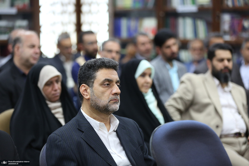 دیدار نوروزی رئیس موسسه تنظیم و نشر آثار امام خمینی (س) با کارکنان این موسسه