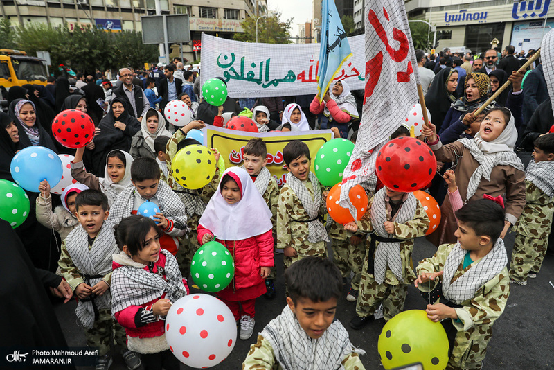 راهپیمایی باشکوه 13 آبان-1