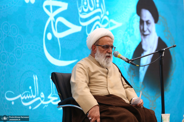 آیت‌الله شب‌زنده‌دار، عضو شورای نگهبان: زندگی شخصی و اخلاق خانوادگی باید طوری باشد که خدای متعال راضی باشد/ خشیتی که شرط ثانی برای دریافت انذار پیامبر است تنها از آن علما است