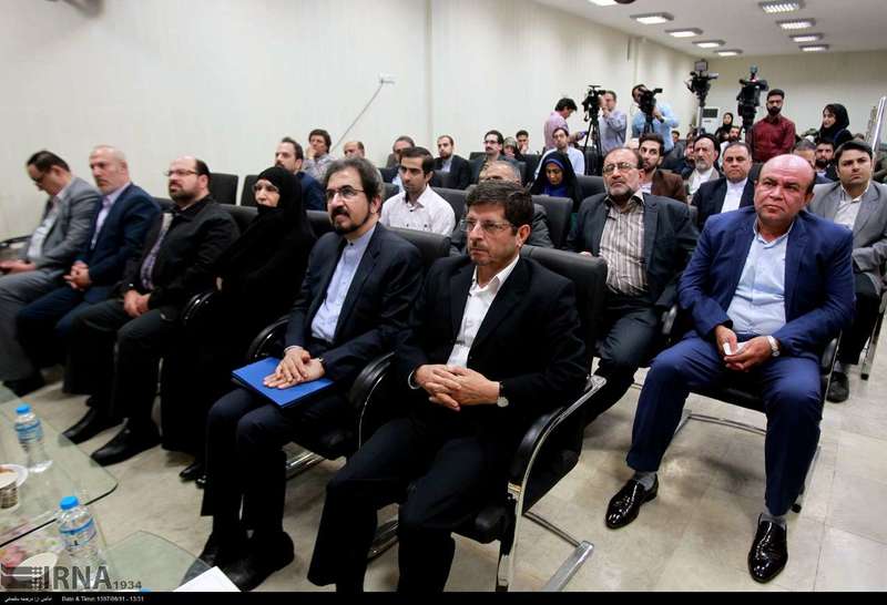 نشست «پیام چهل سالگی انقلاب اسلامی در آیینه دیپلماسی رسانه ای»