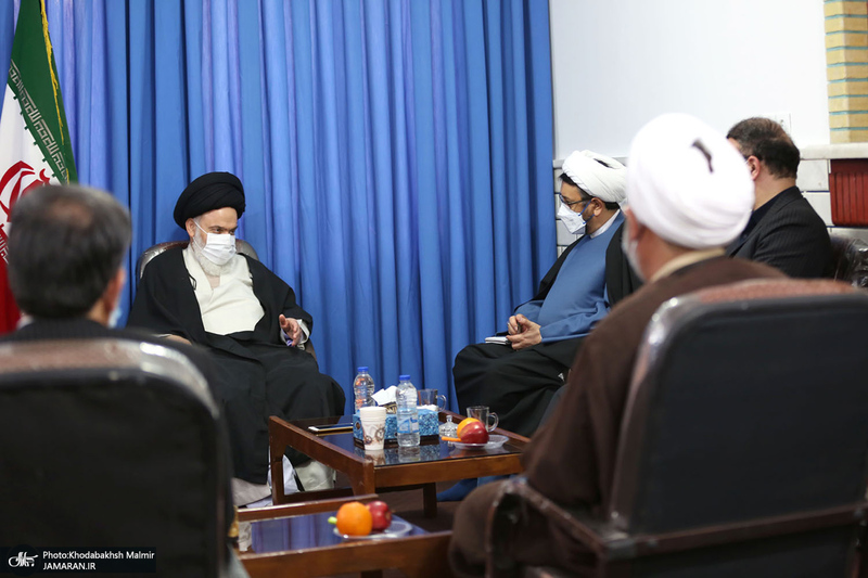 دیدار سرپرست موسسه تنظیم و نشر آثار امام خمینی(ره) با آیت الله حسینی بوشهری