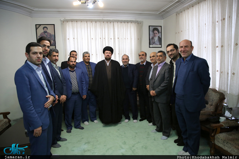 دیدار اعضای بانک قرض الحسنه رسالت با سید حسن خمینی 