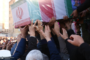 تشییع پیکر شهدای مدافع حرم در شهرک شهید محلاتی