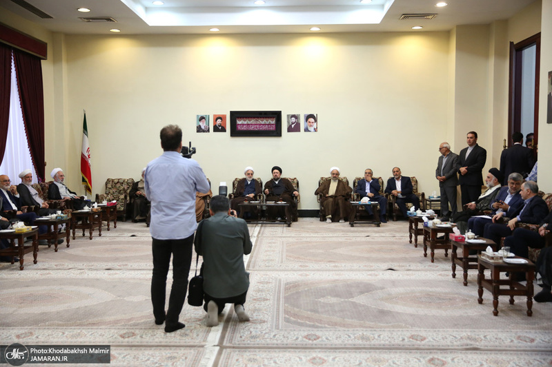 حاشیه تجدید میثاق رئیس قوه قضاییه و مسئولان عالی قضایی با آرمان‌های حضرت امام (س)