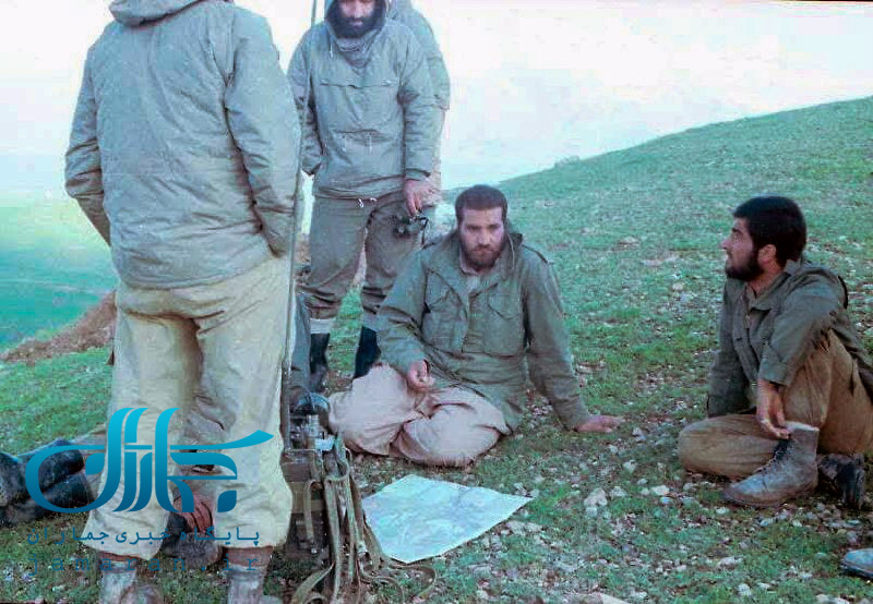 تصاویر دیده نشده از حضور سردار زاهدی در دوران دفاع مقدس