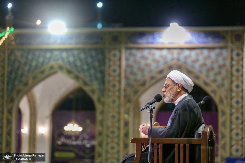 مراسم شب ولادت امام رضا (ع) در صحن غدير