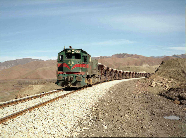 میزان جابه‌جایی بار در راه‌آهن فارس ۱۵۰ درصد افزایش داشت