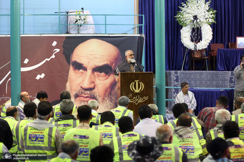 تجدید میثاق کاروان پیاده روی استان گیلان با آرمان های امام راحل