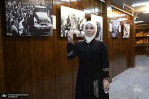 بازدید جمعی از مهمانان خارجی( آموزش پرورش الف تا ) از بیت امام خمینی (س) در جماران