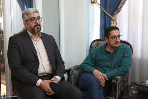 دیدار مدیر و معاونین روزنامه اطلاعات با سید حسن خمینی