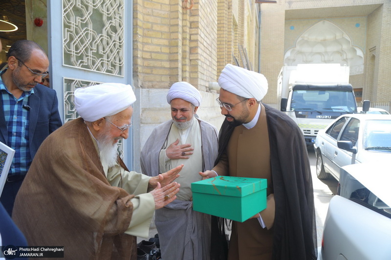 تقدیر از آیت الله العظمی جوادی آملی به‌مناسبت روز معلم‎