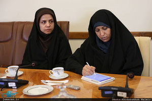 بازدید جمعی از مدیران موسسه تنظیم و نشر آثار امام(س) از مرکز اسناد کتابخانه ملی 