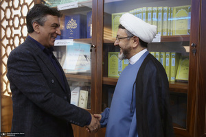 دیدار نوروزی کارکنان موسسه با دکتر علی کمساری