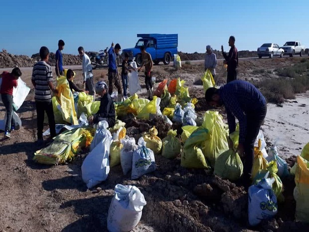 استحکام بخشی سیل بند سه روستای درمعرض سیلاب آبادان شتاب گرفت