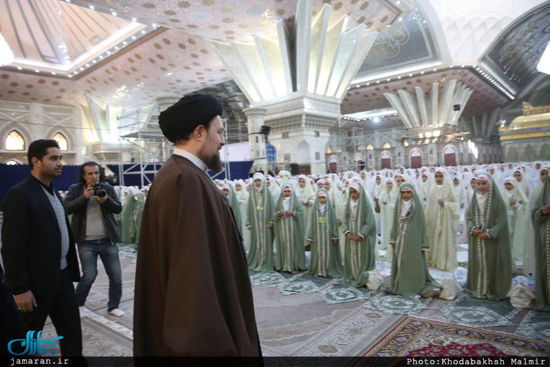 جشن تکلیف دانش آموزان دختر در حرم مطهر امام خمینی(س) 