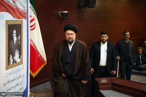 دیدار رئیس، مدیران و جمعی از کارکنان کمیته امداد امام خمینی (ره) با سید حسن خمینی