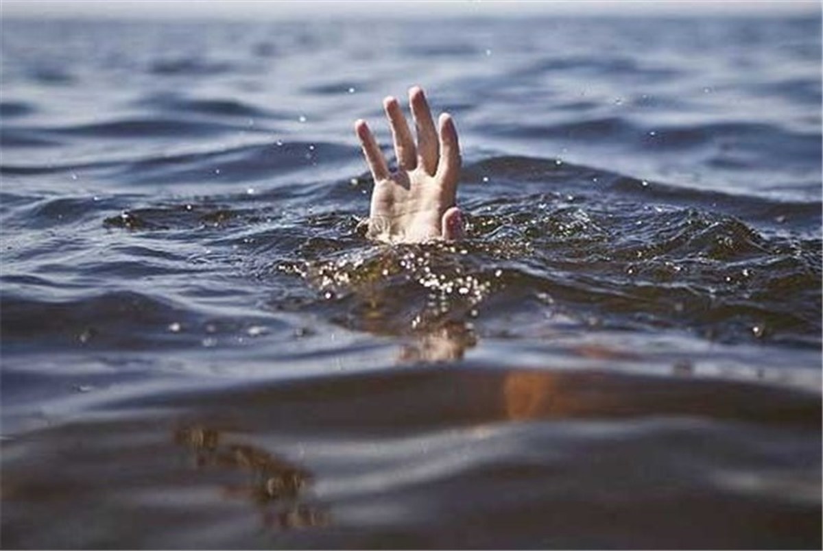 مرد ۳۸ ساله در استخر شنا غرق شد
