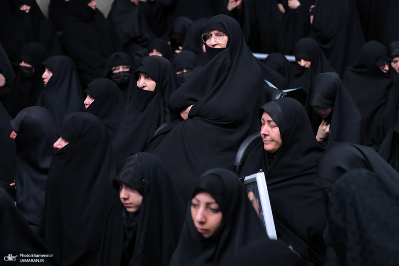 مراسم بزرگداشت رئیس‌جمهور شهید و همراهان گرامی ایشان با حضور رهبر انقلاب