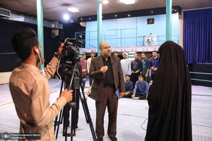 بازدید جمعی از دانشجویان فعال فرهنگی سیاسی و اجتماعی دانشگاه های استان هرمزگان از بیت امام خمینی (س)در جماران