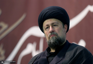 سفر آیت‌الله سید حسن خمینی به مشهد مقدس برای شرکت در مراسم تشییع و تدفین رهبر شهید
