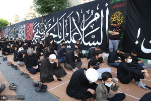 مراسم عزاداری شهادت حضرت امام علی(ع) با حضور آیت الله العظمی وحید خراسانی