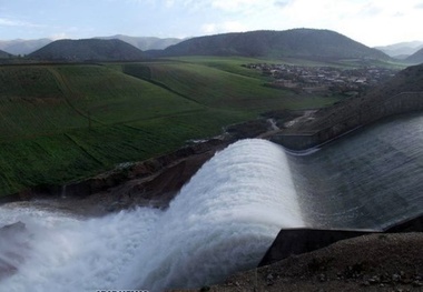 سدگاوشان در آستانه سرریز شدن  پرهیز از  توقف و تردد در نزدیکی رودخانه