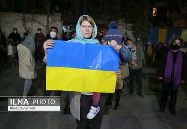 حمایت مردم تهران از مردم اوکراین پس از حمله روسیه + تصاویر