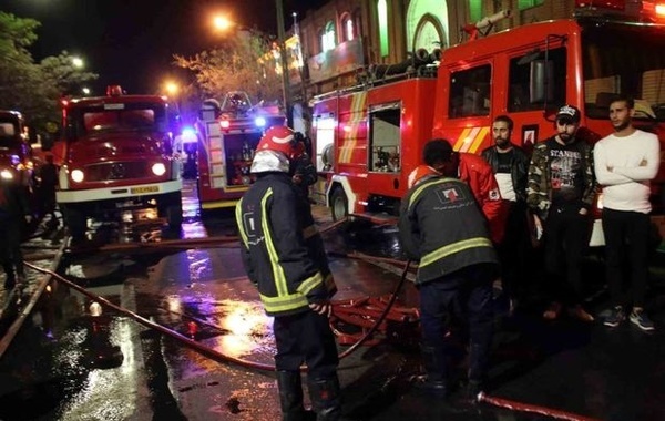 مهار آتش‌سوزی در یک ساختمان مسکونی در قزوین