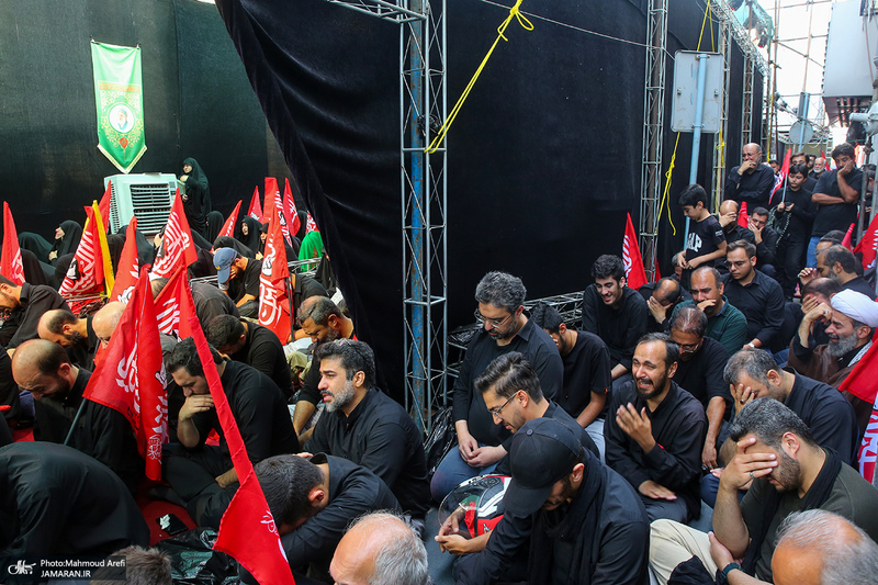 عزاداری ظهر عاشورا در جوار مقتل رهبر شهید انقلاب