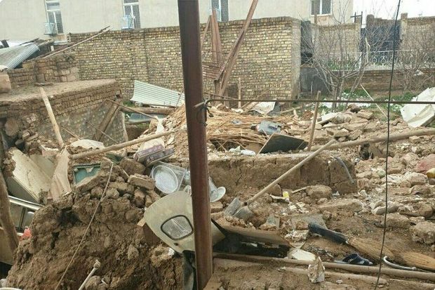 بارش باران در بویین زهرا منجر به تخریب منزل و مرگ صاحبخانه شد