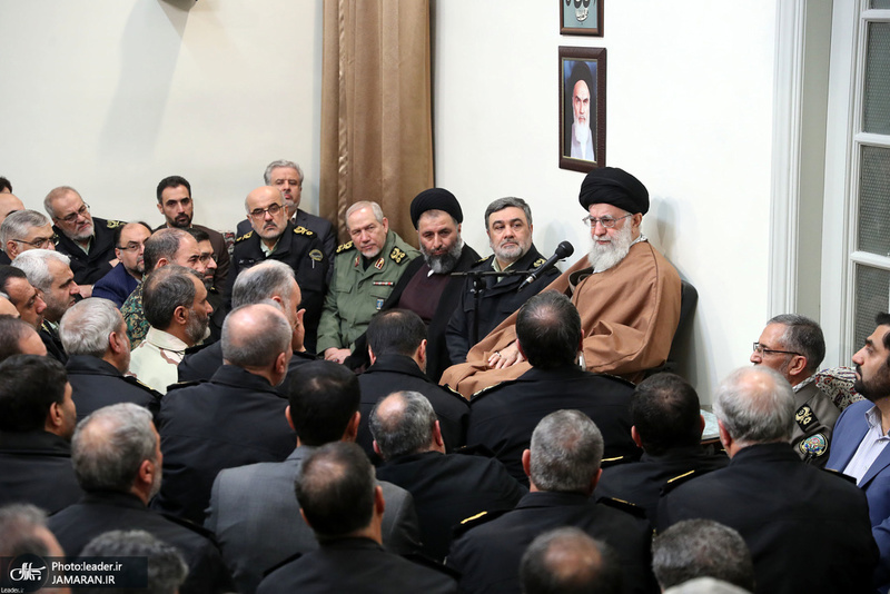 دیدار جمعی از فرماندهان و مسئولان نیروی انتظامی با رهبر معظم انقلاب