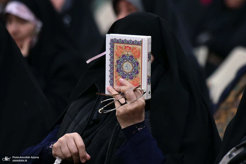 آئین هم عهدی بانوان مراکز تعالی طرح شهید آرمان علی وردی در حرم امام خمینی