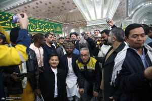 دیدار دبیرکل و کارکنان مجمع جهانی اهل بیت (ع) با سیدحسن خمینی