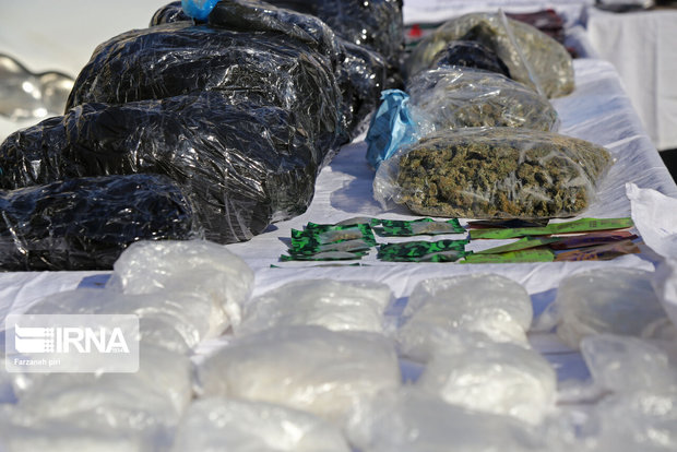 همکاری پلیس سه استان کشور و کشف ۳۱۰ کیلوگرم مواد مخدر