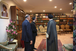 حضور سید حسن خمینی در منزل مرحوم حجت الاسلام و المسلمین حسینعلی نیری