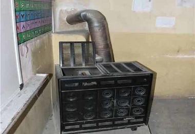 276 کلاس درس روستائی در اصفهان، بخاری نفتی دارند