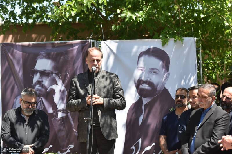 مراسم چهلمین روز درگذشت حمید هیراد در بهشت زهرا