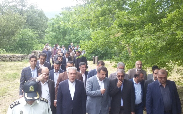 استاندار مازندران خواستار اجرای طرح گردشگری کرانه تا کویر شد