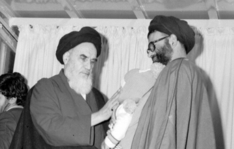 الرئیس روحانی یعزّی بوفاة آیة الله رسولی محلاتی