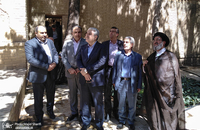 بازدید معاون علمی و فن آوری ریاست جمهوری از بیت و زادگاه حضرت امام خمینی