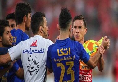 احمدزاده با پایان مصدومیتش برای پرسپولیس بازی می کند؟