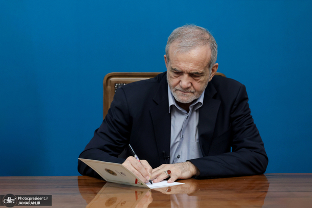 واکنش پزشکیان به حمله اسرائیل به قطر/ رییس جمهور ضمن محکومیت تجاوز رژیم صهیونیستی به قطر: رژیم صهیونی هیچ مرزی برای جنایت قائل نیست و هر تلاشی برای دیپلماسی را نابود می‌کند/ صلح پایدار در منطقه تنها با پایان دادن به اشغالگری و تجاوز امکان‌پذیر است