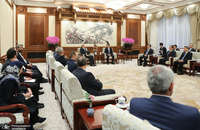 دیدار رییس جمهور پزشکیان با عضو کمیته دائمی دفتر سیاسی کنگره ملی خلق چین (9)