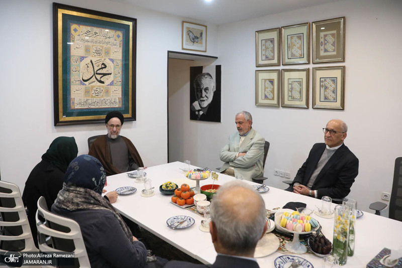 بازدید سید محمد خاتمی از موزه دکتر حسن حبیبی