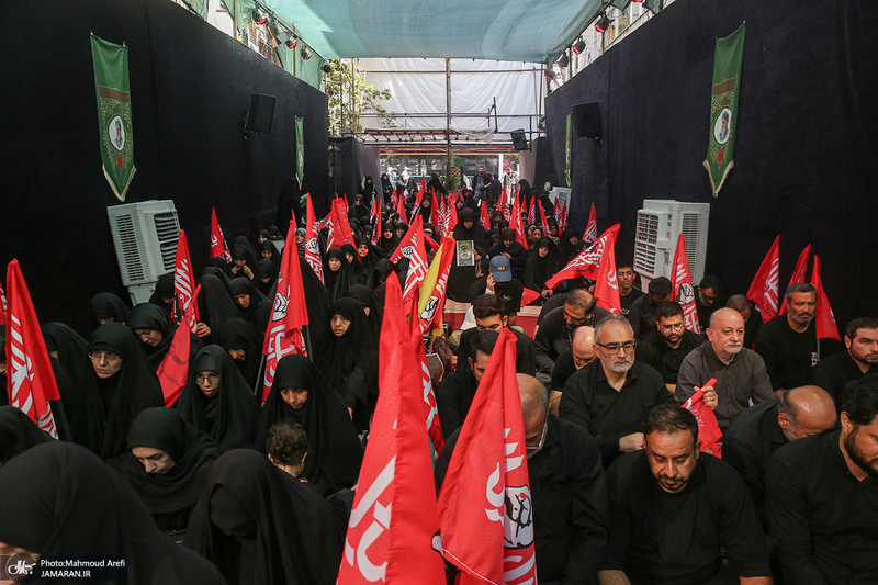 عزاداری ظهر عاشورا در جوار مقتل رهبر شهید انقلاب