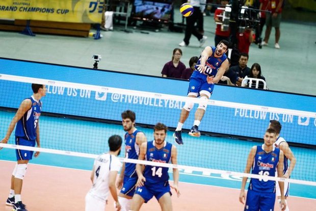 لانزا امتیاز آورترین بازیکن دیدار والیبال ایران و ایتالیا
